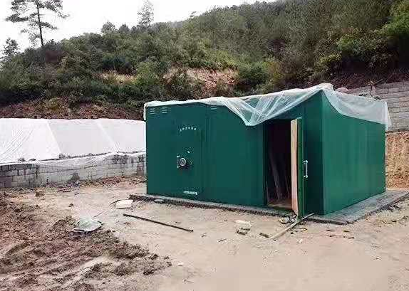 公安露天如何存放爆破线放炮线等爆破器材？