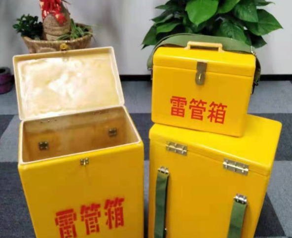 公安玻璃钢雷管箱有哪些特点